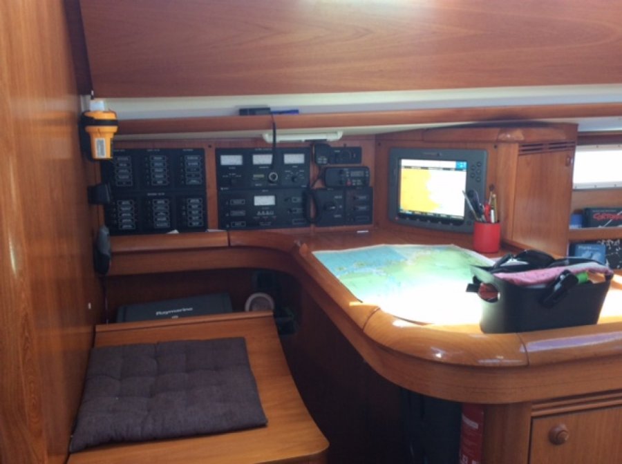 JEANNEAU SUN ODYSSEY 49 DS - 12