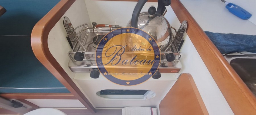 J BOATS 105 - 22