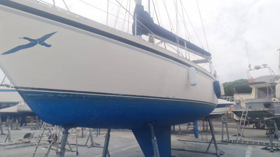 MOODY 419 CC - 11